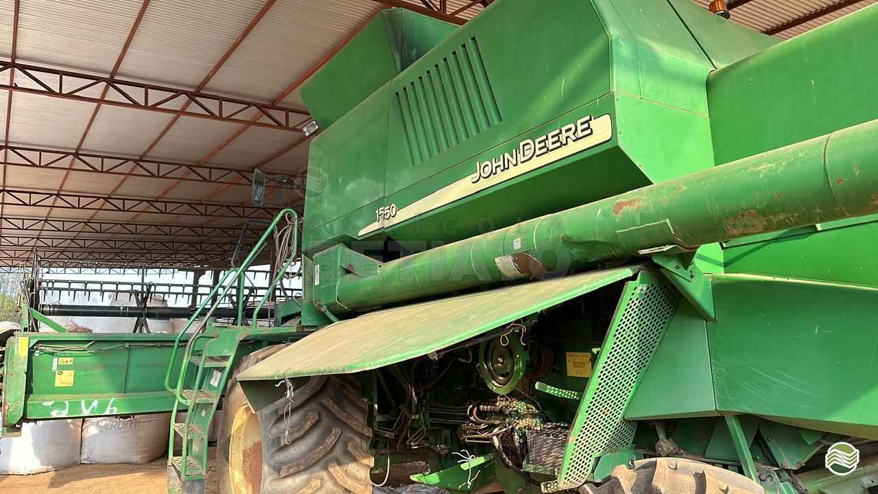 COLHEITADEIRA JOHN DEERE JOHN DEERE 1550 Agrícola Betiato CAMPO VERDE MATO GROSSO MT